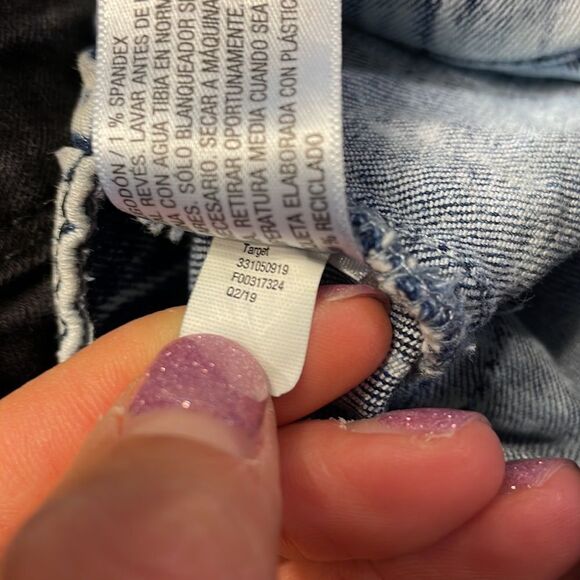 𝅺wild Fable woman’s acid wash jean shorts - Picture 12 of 12